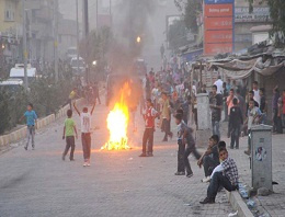 Cizre'de sokaklar savaş alanına döndü