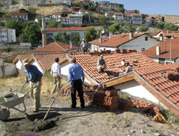 Belediye dükkanları düzenleniyor