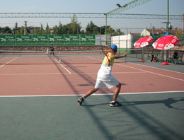 Aydın'da ücretsiz tenis kursu başlıyor