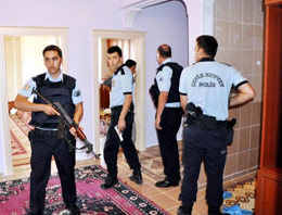 Polis evi değil cephaneliği bastı!