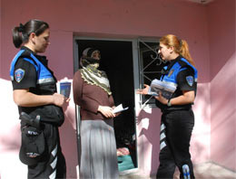 Muş polisi ev hanımlarını bilgilendirdi