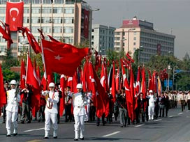 Vatan Caddesi törenleri tarih mi oluyor?